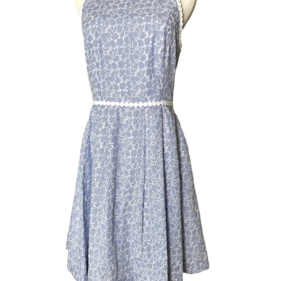 Lilly Pulitzer Tori sleeveless shift dress. - Picture 5 of 10